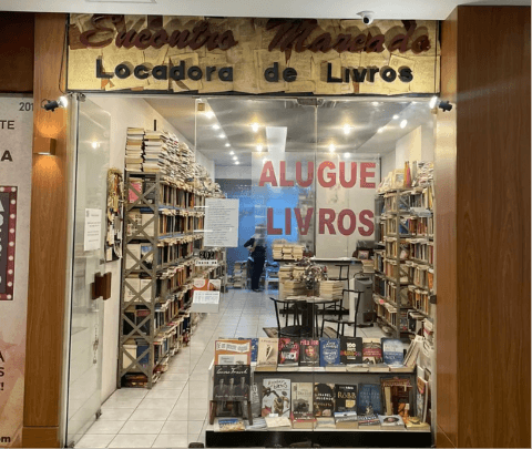 Locadora de livros em Ipanema preserva tradição de aluguel há 30 anos no Rio